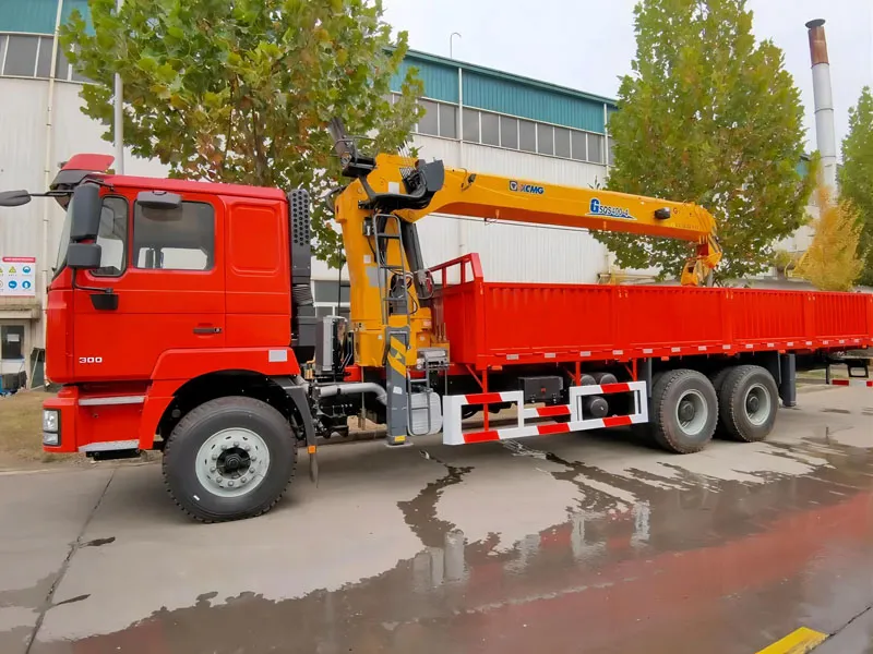 construction claw truck