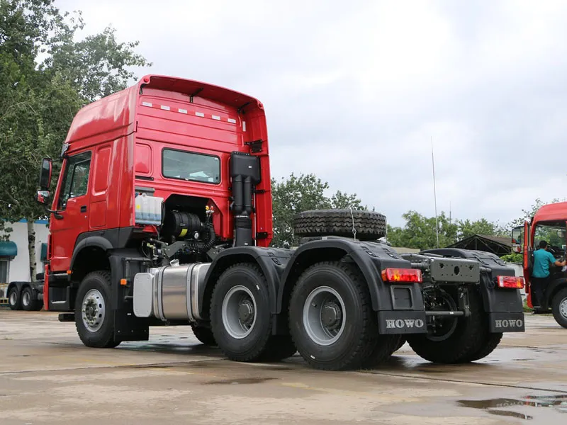 construction vehicle with scoop company