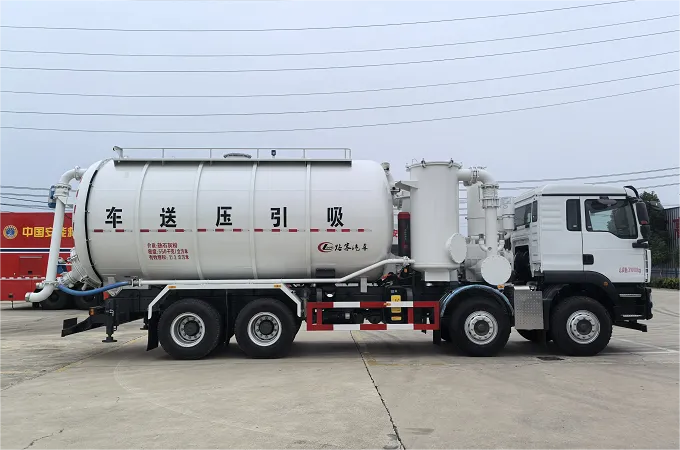 Sinotruk 25cbm Vacuum Truck