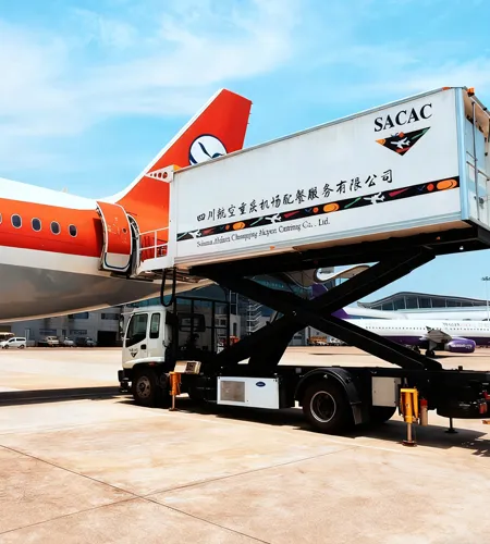 How Dose an Airport Catering Truck Work？