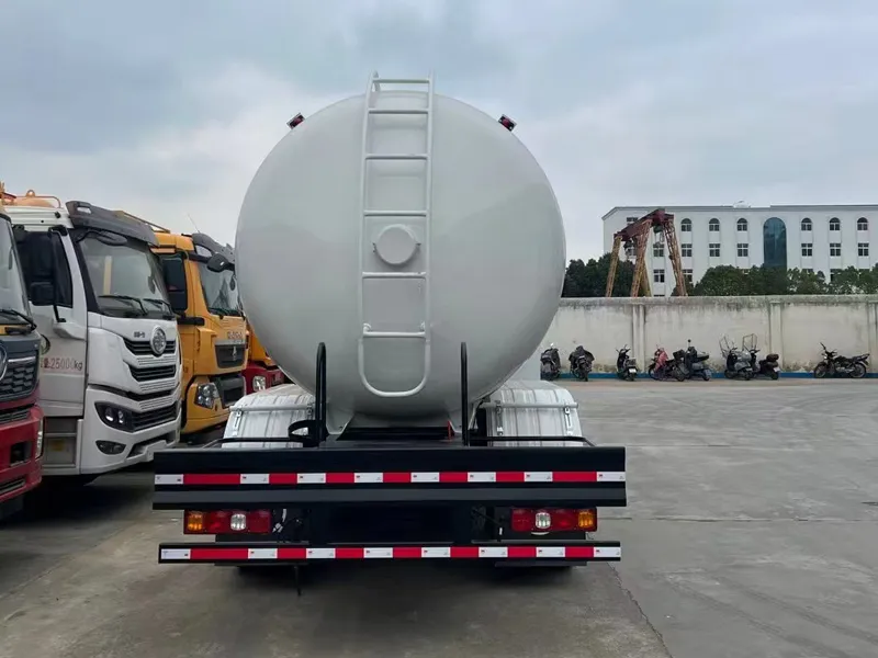 trucks mercedes benz