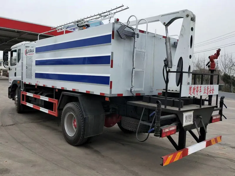 dongfeng d9 solar photovoltaic panel cleaning truck suppliers