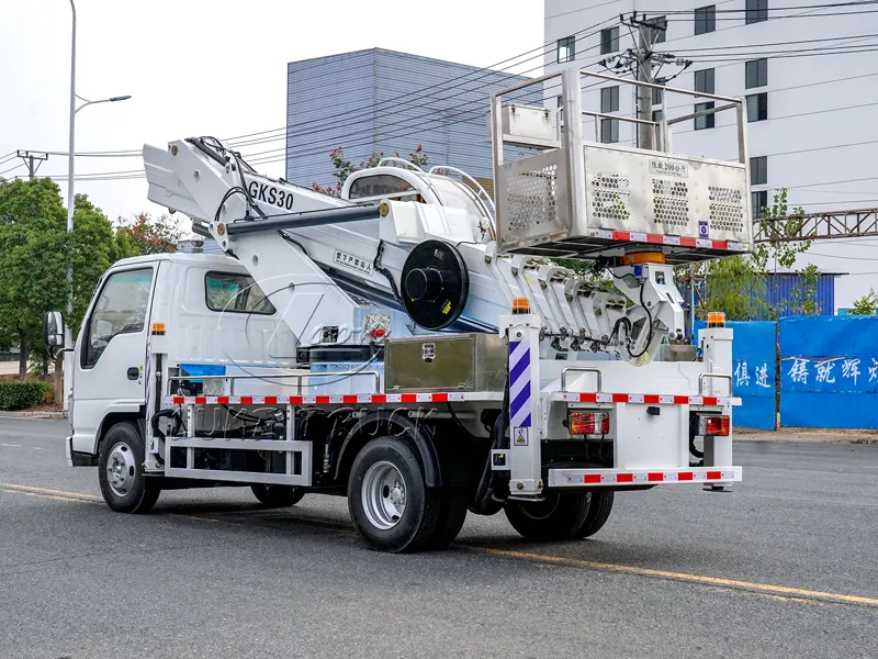 30-meter white Qingling Aerial Working Platform Truck
