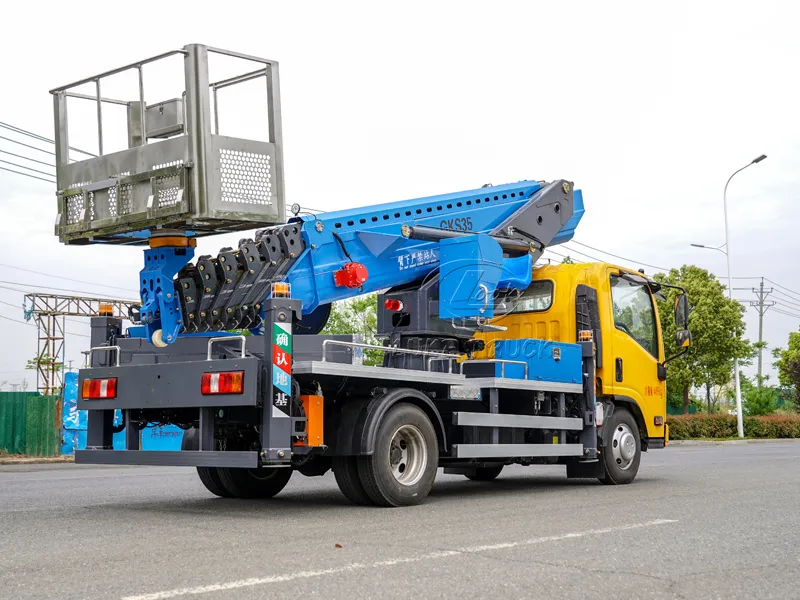Isuzu 35-meter Aerial Working Platform Truck
