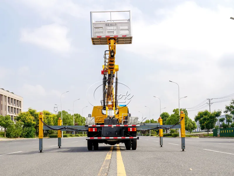 Jiangling 27-meter Aerial Working Platform Truck