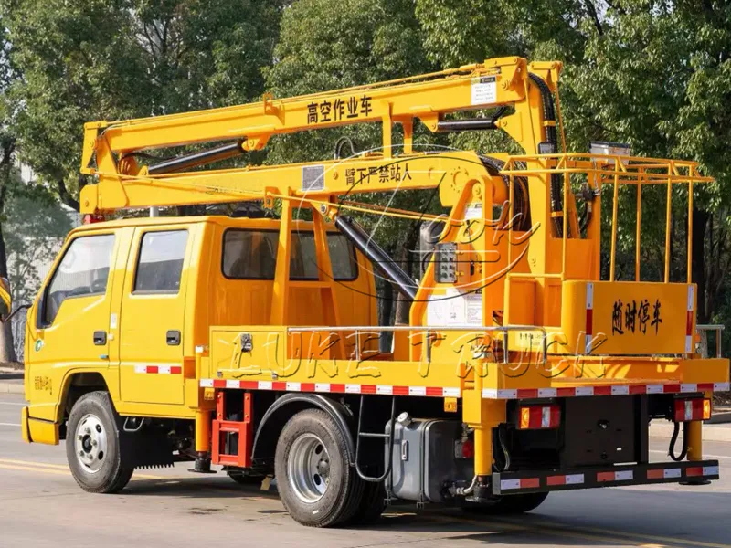 Jiangling double-row 22-meter Fold-Arm Aerial Working