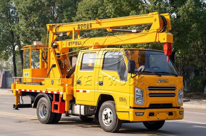 Jiangling double-row 22-meter Fold-Arm Aerial Working