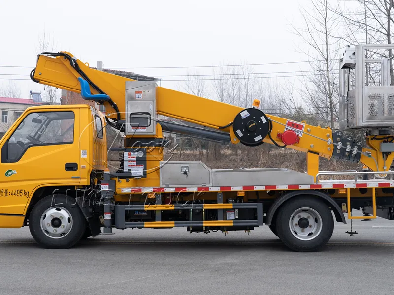 Jiangling Shunda 24-meter Aerial Working Platform Truck