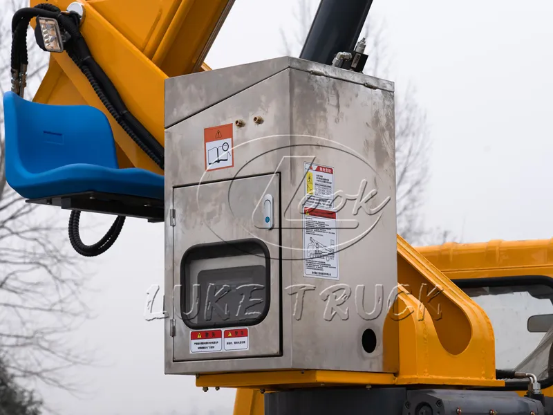 Jiangling Shunda 24-meter Aerial Working Platform Truck