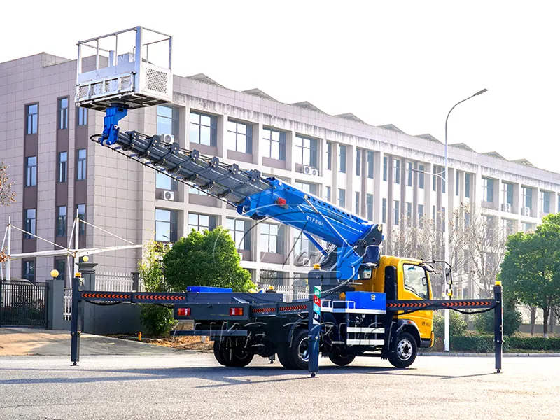 Yellow and Blue Heavy Duty Truck's Howo 35-meter Aerial Working Platform Truck