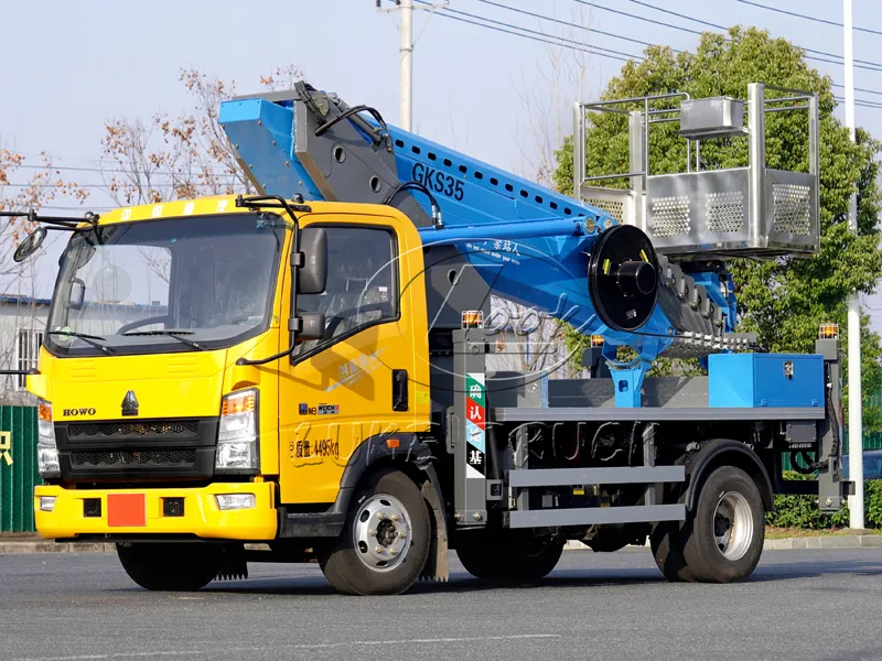 Yellow and Blue Heavy Duty Truck's Howo 35-meter Aerial Working Platform Truck