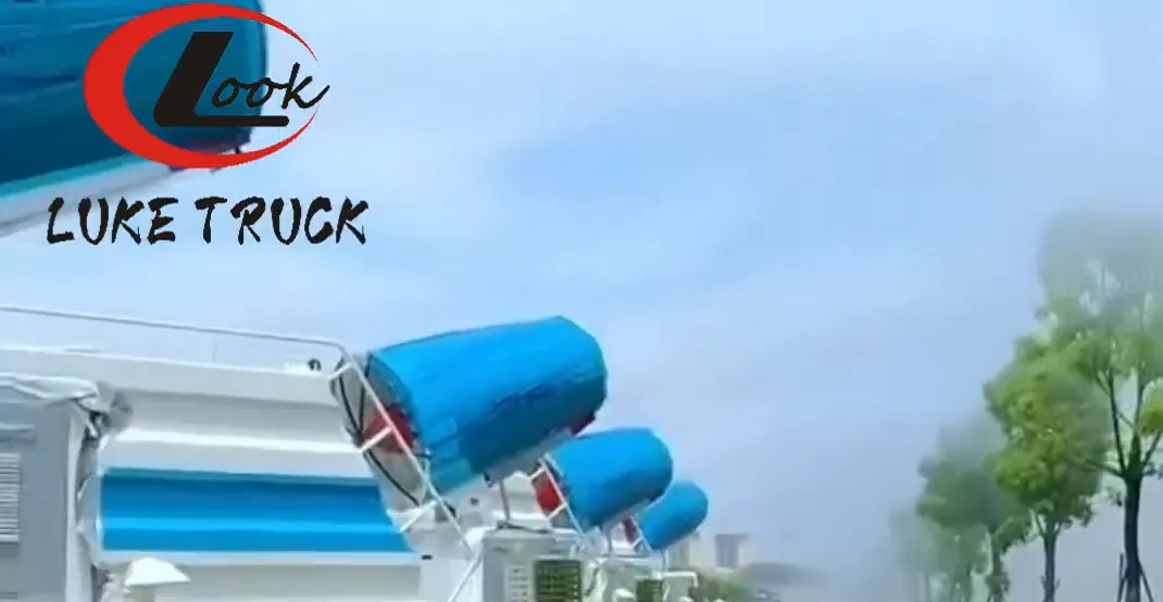 The fog cannon trucks produced by Luke Truckare good helpers for urban sanitation and landscaping.