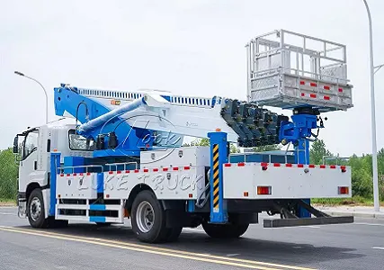 ISUZU GIGA 45 meter Aerial Work Truck-ExportModel