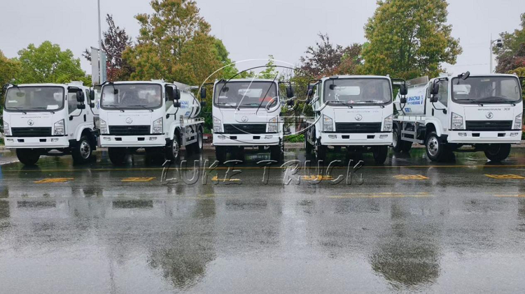 SHACMAN vacuum sewage truck