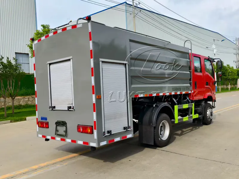 dongfeng huashen water tank fire sprinkler truck 5