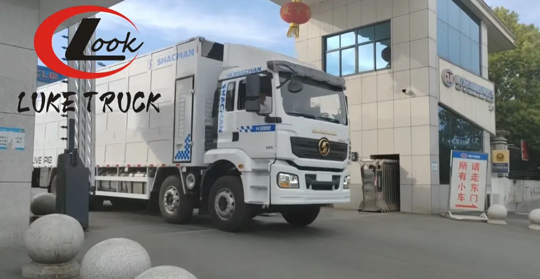 Shacman Delong 8x4 Livestock Transport Truck — Dispatch Video