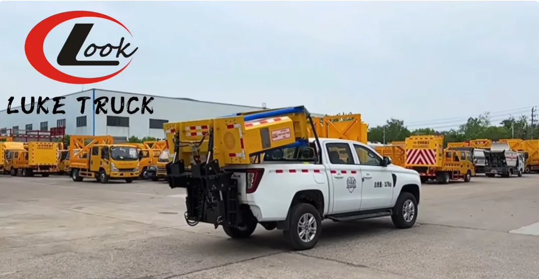 Pickup truck crash cushioning vehicle deployment video Hubei Luke Truck