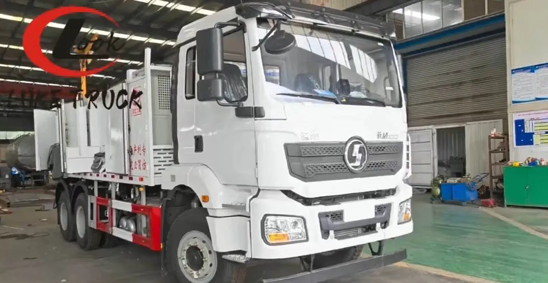 Shaanxi Delong 6x4 Live Fish Transport Truck Hubei Luke Truck