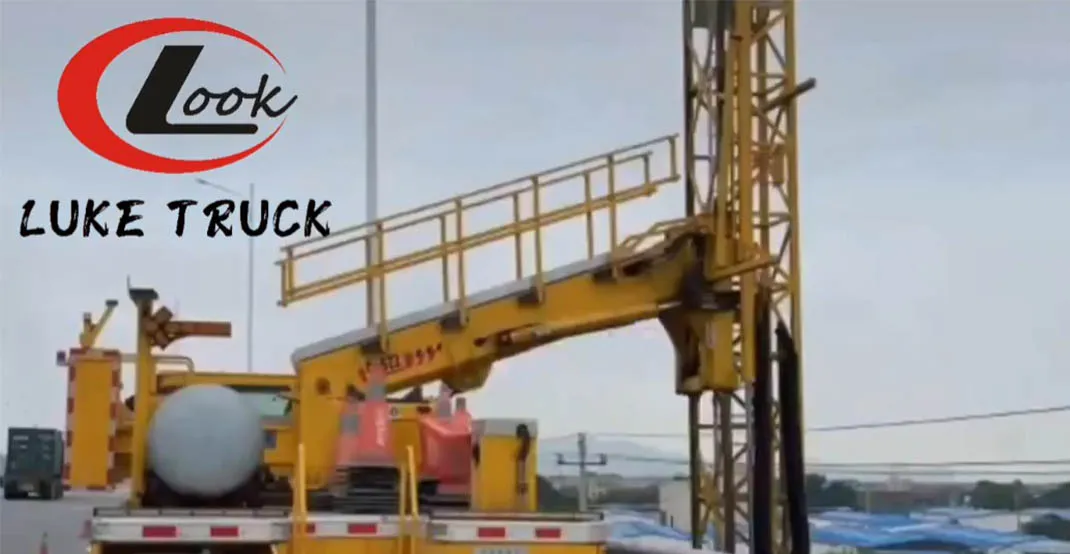 Sinotruk HOWO Bridge Inspection Truck  Hubei Luke Truck
